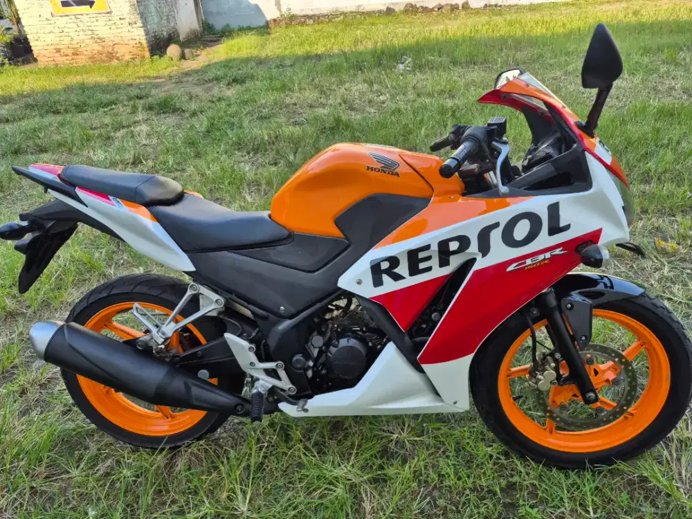 Honda CBR 150 R ‼️ , Th 2015 , Orange