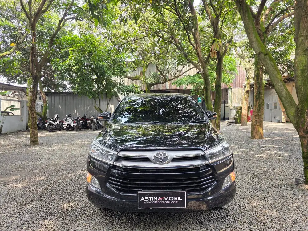 Toyota Kijang Innova 2.4 V AT Matic Solar Reborn Diesel 2019 ASTINA MO