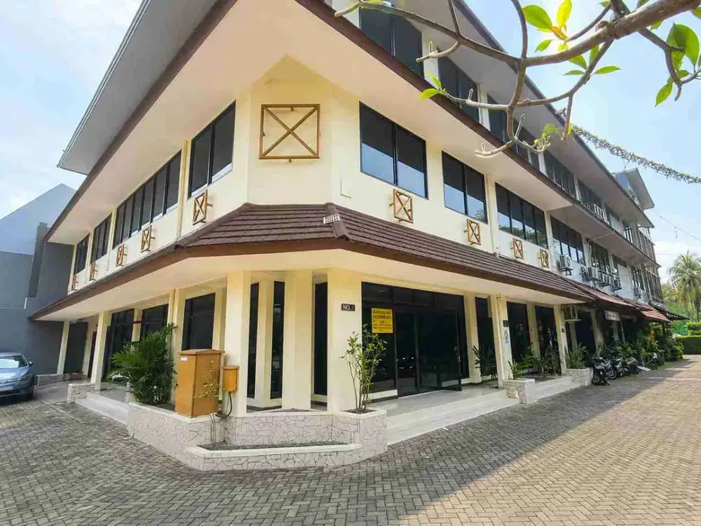 Ruko Corner 3,5 Lantai di Lebak Bulus -Ideal untuk Klinik, Cafe Dan office