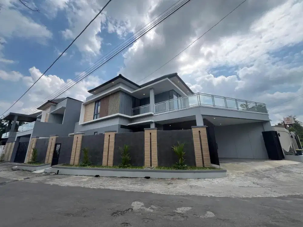View Merapi! Rumah di Kaliurang KM 10 Dekat Puskemas Ngaglik