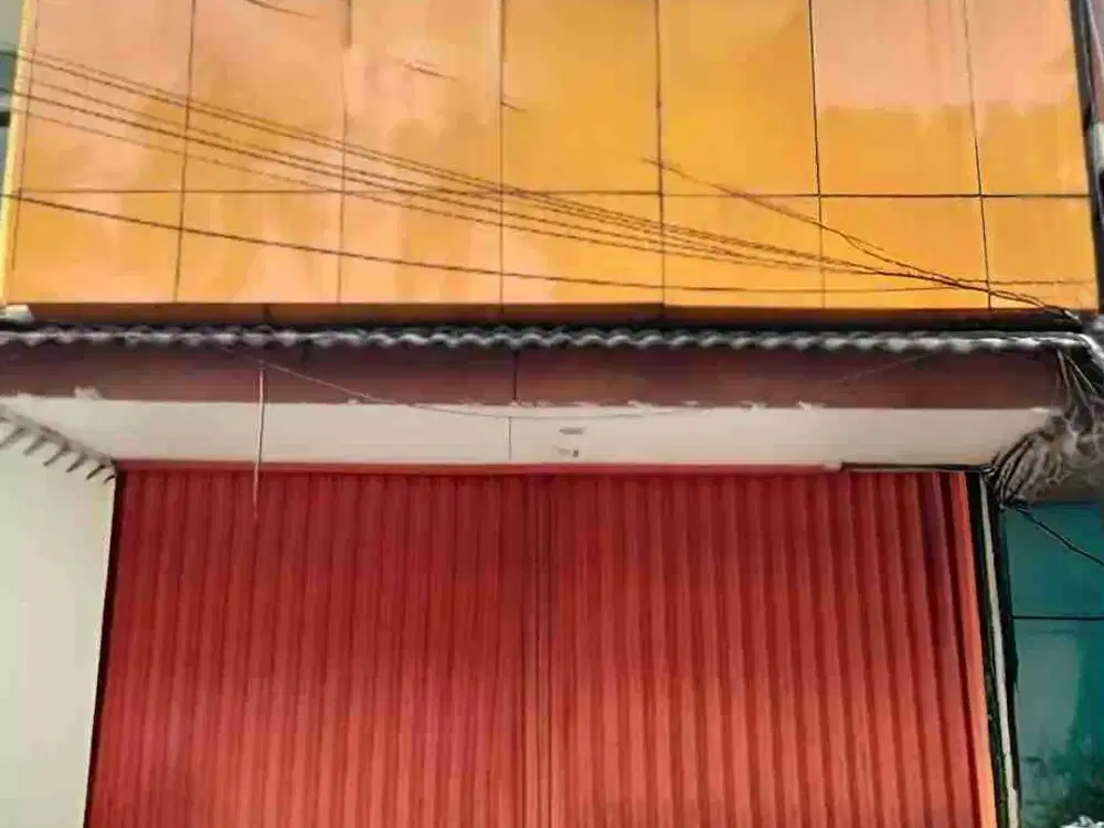 Ruko usaha strategis 2 lantai menghadap jalan Raya siap pakai cocok untuk resto,bank ,toko dan lain-lain disewakan Taman Galaxi Bekasi Selatan Jawa Barat