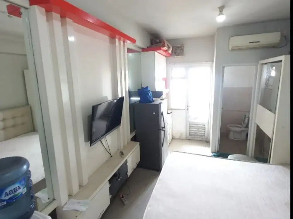 Disewa studio room grand emerald lt 20 fully furnished
