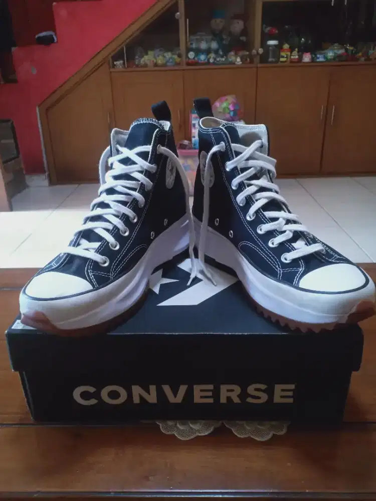 Sepatu Converse Run Star Hike