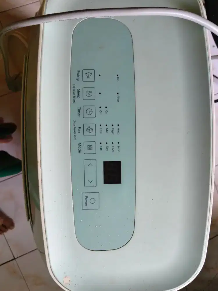 AC portable merk midea