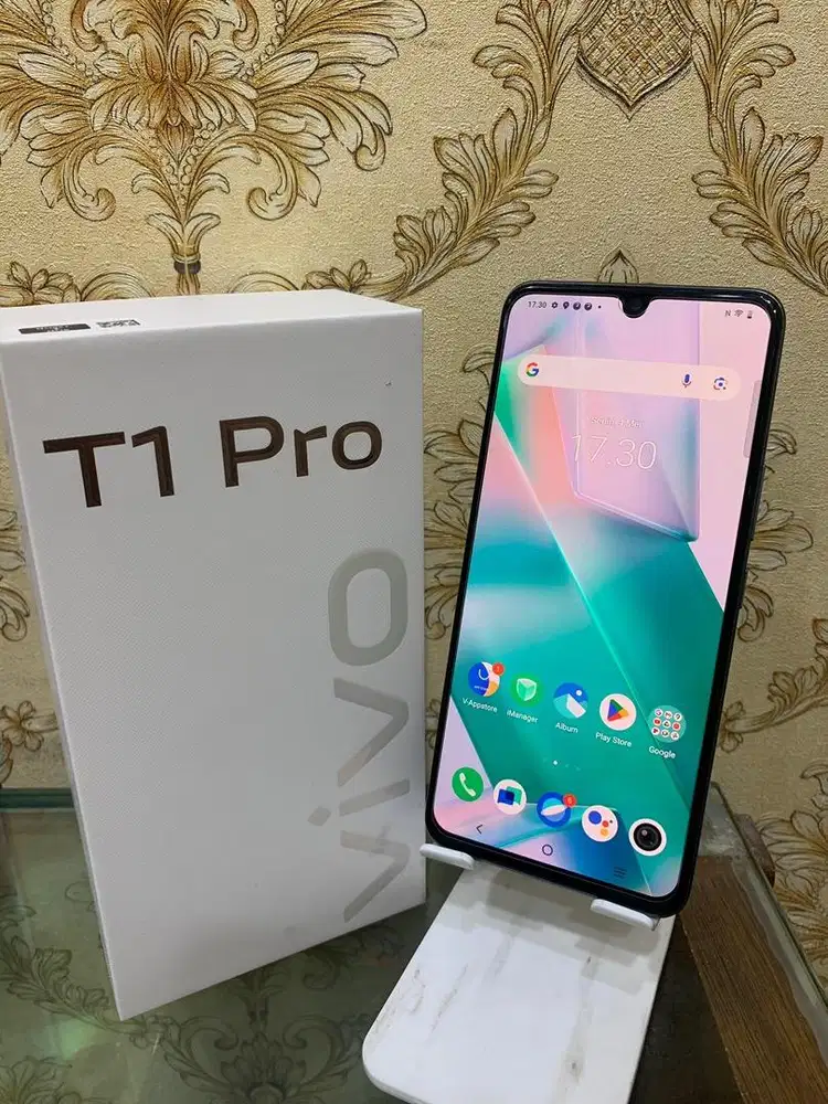 vivo t1 pro 5g ram 8/128gb  mulus