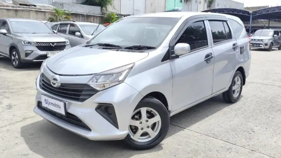 DP MURAH - Daihatsu Sigra 1.2 X Bensin MT 2023 Silver