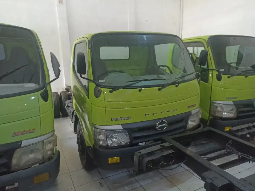 Hino Dutro tahun 2018  Euro 2 Diesel