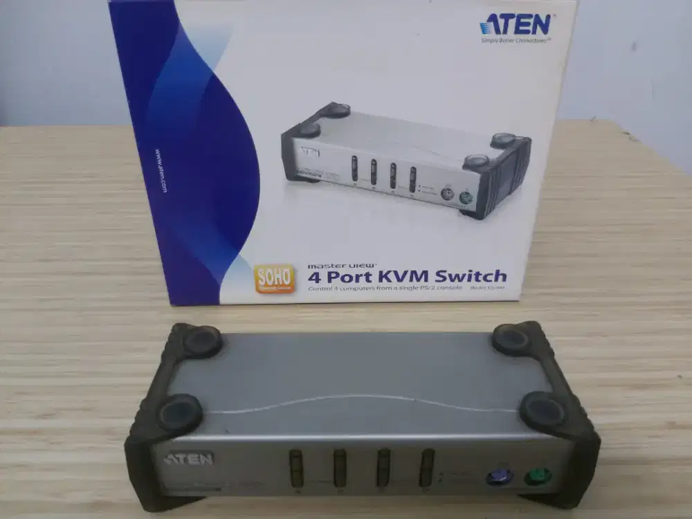 ATEN CS-84A Master View + Premium Cable - Keyboard-Video-Mouse Switch