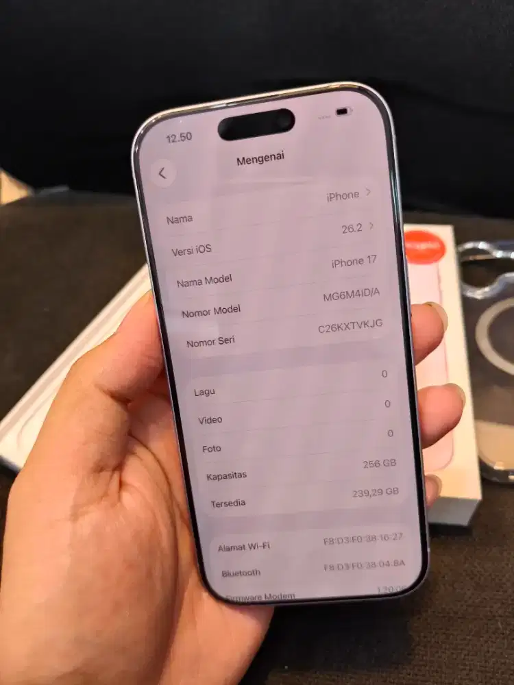 iPhone 17 256 ungu belum sebulan