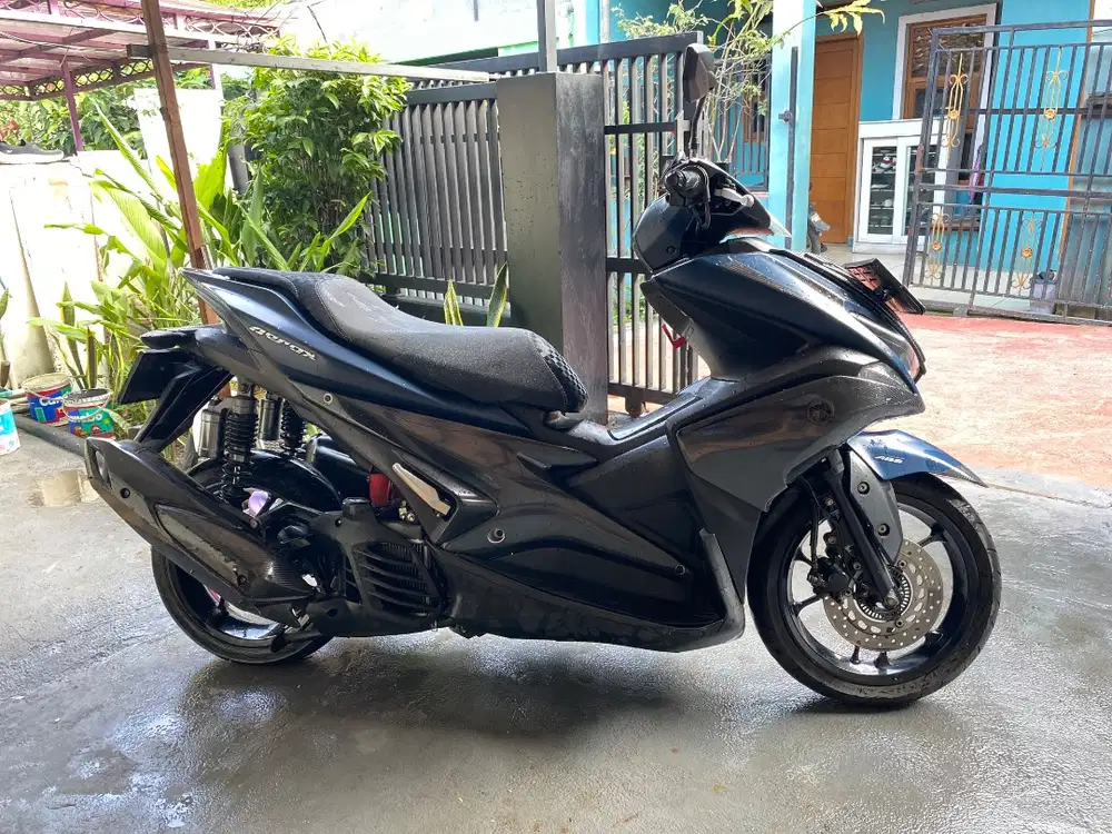 Yamaha Aerox 155 VVA 2017 Biru Matte Keyless - Mulus Terawat