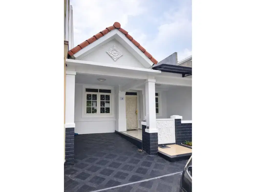 DISEWA RUMAH TAHUNAN BAGUS SIAP HUNI DI PASADENA SENTUL CITY SSR1027