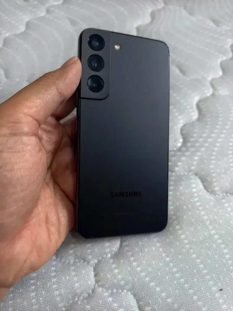Samsung S22 8/128 Phantom Black SEIN
