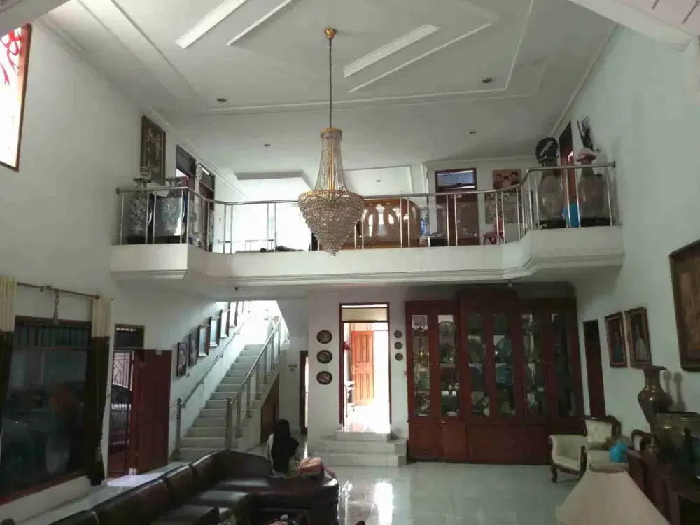 rumah mewah suryalaya buah batu bandung