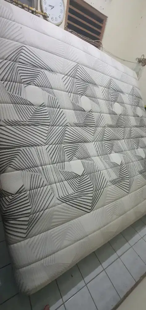 Kasur Therapedic DR Thera 200x200 Super King - Kondisi Terawat