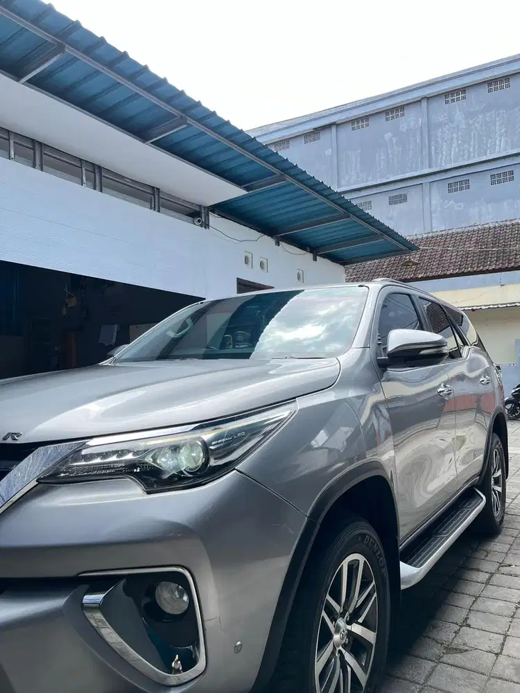 Fortuner VRZ TRD 2,4 L thn 2017