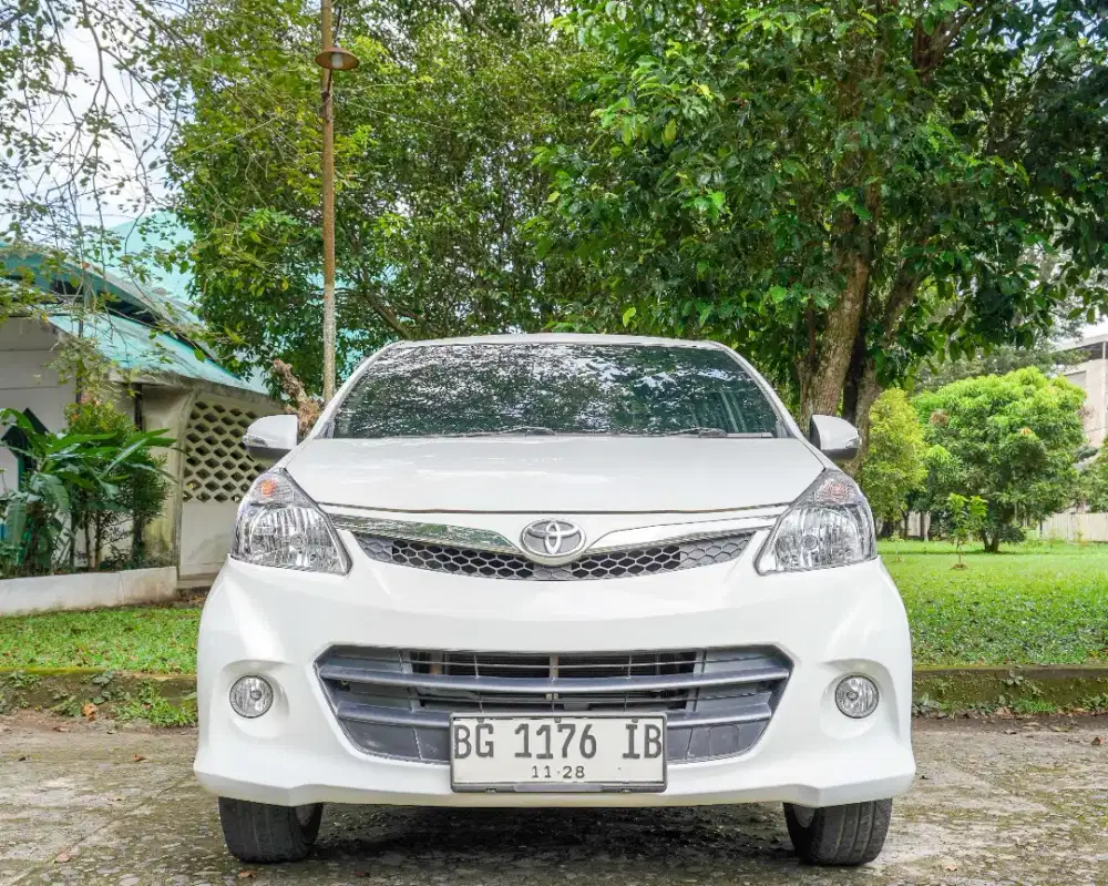 Toyota Avanza 2013 1.5 Veloz Automatic