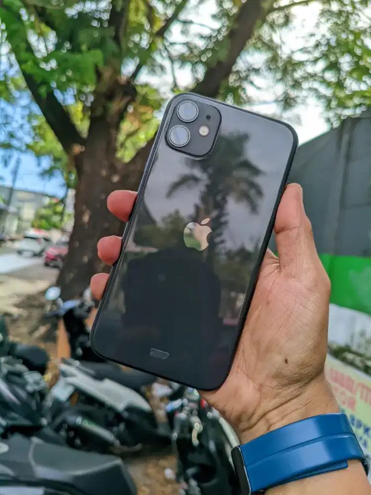 Iphone 11 64GB ibox lengkap normal