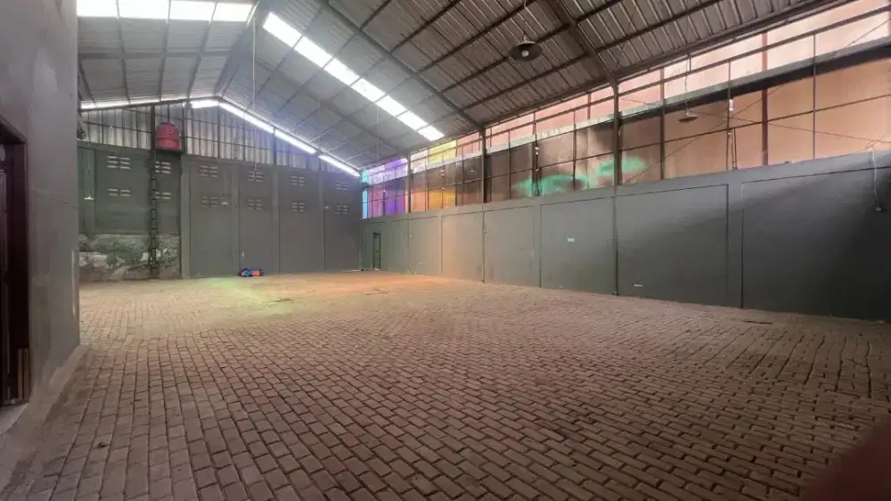 Sewakan 2 Unit Gudang Siap Pakai Cipayung Jakarta Timur