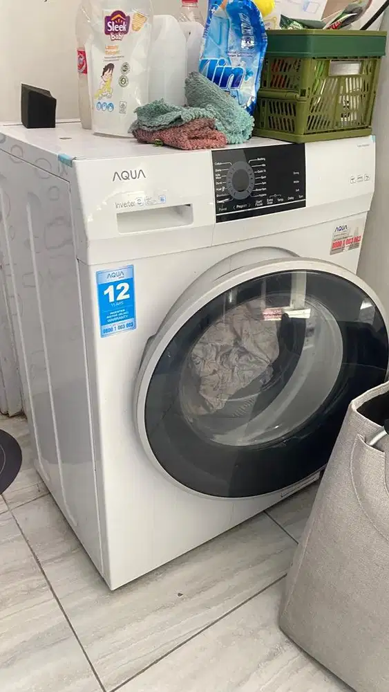 Mesin cuci 1 tabung merk aqua 7kg inverter