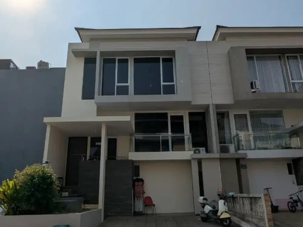 Disewakan Rumah di Citra 8, Ukuran 10X20m2, Type 3+1 BR