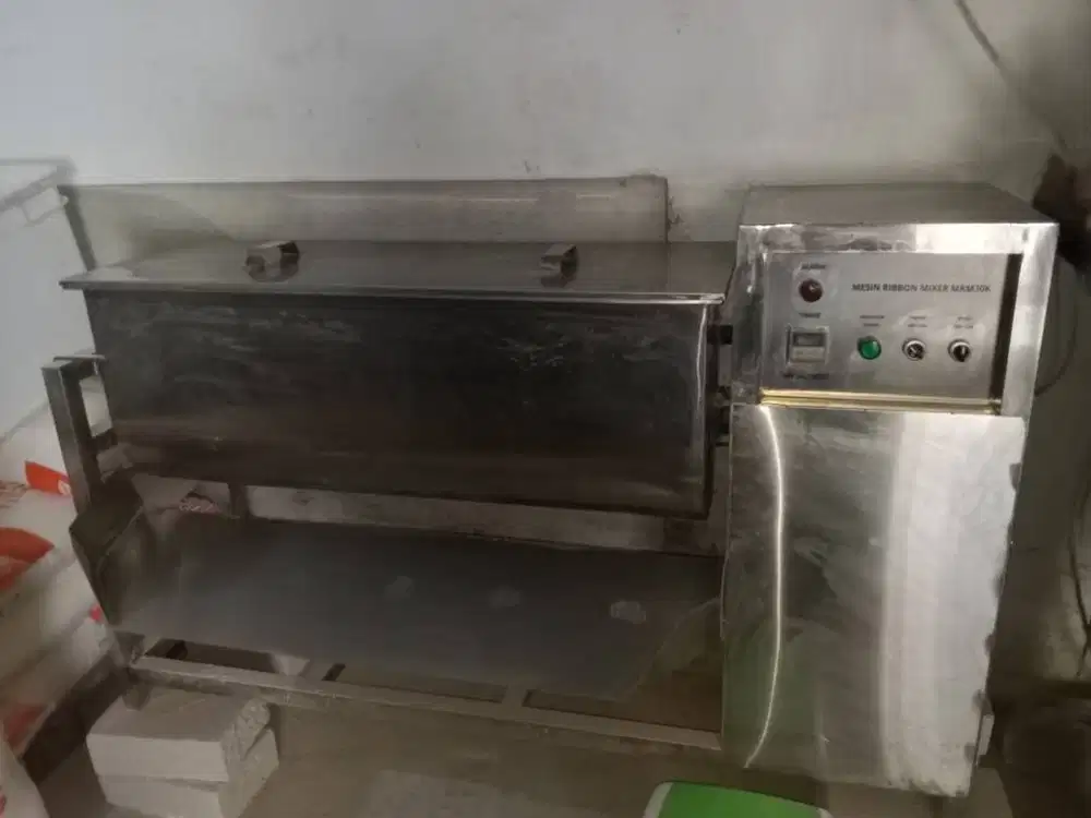 MESIN RIBBON MIXER MRM30K (MESIN MARINASI)