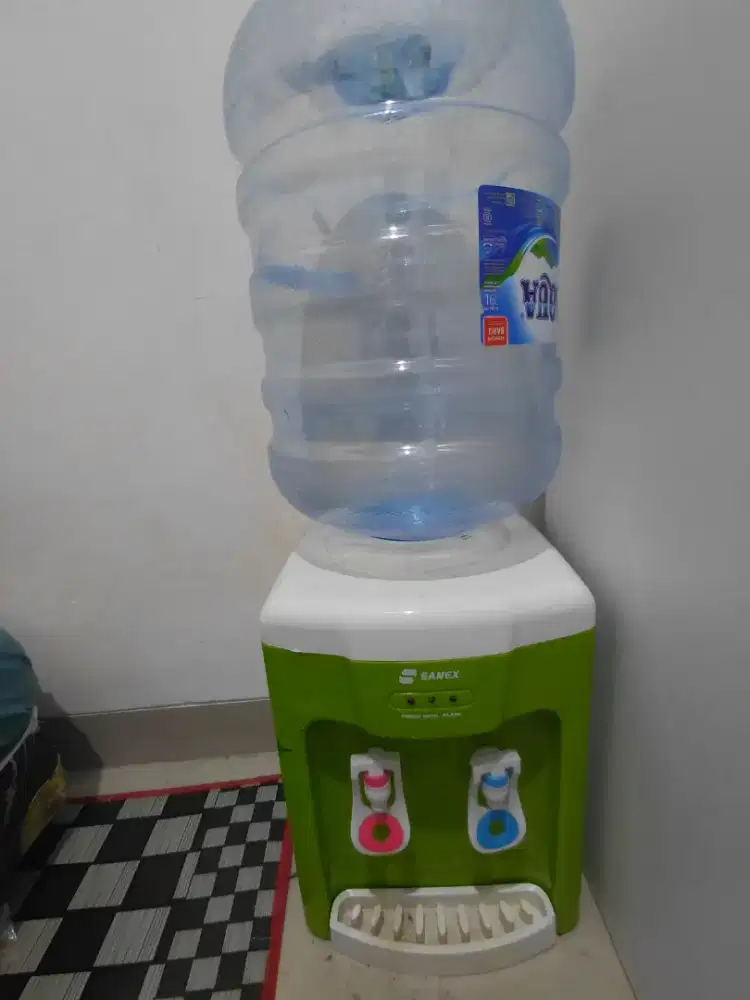 Dispenser sanex