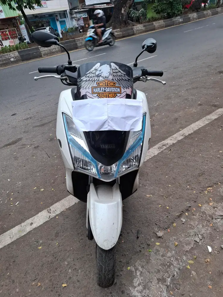 Yamaha Lexi 2018 putih plat KU( STNK tdk ada)