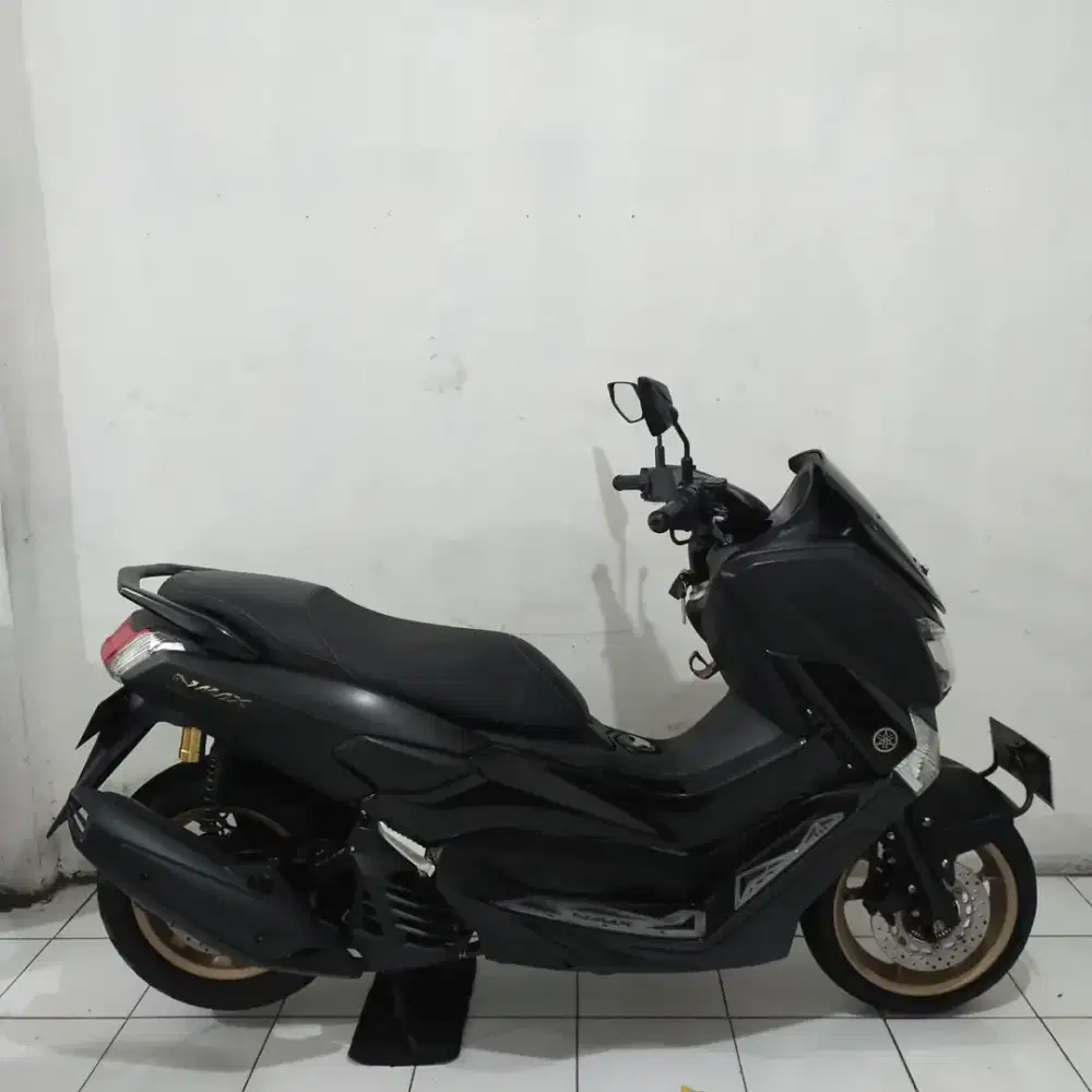 Yamaha Nmax OLD 2018 Bagus lengkap Mesin Cakep