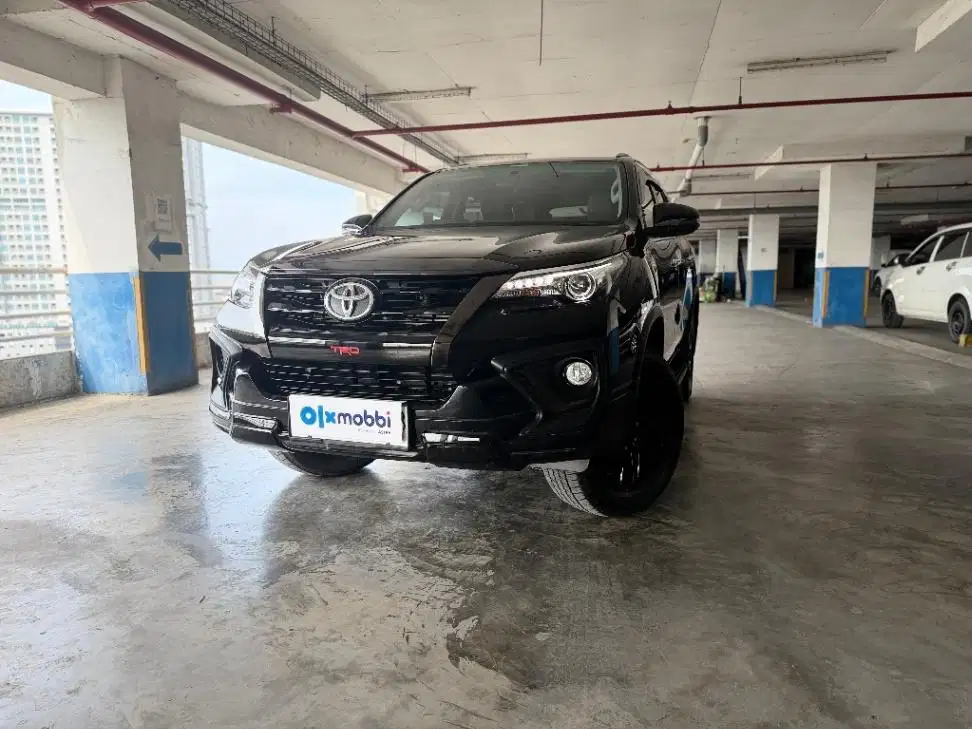 FORTUNER 2.4 VRZ TRD AT 2019 (ZB)