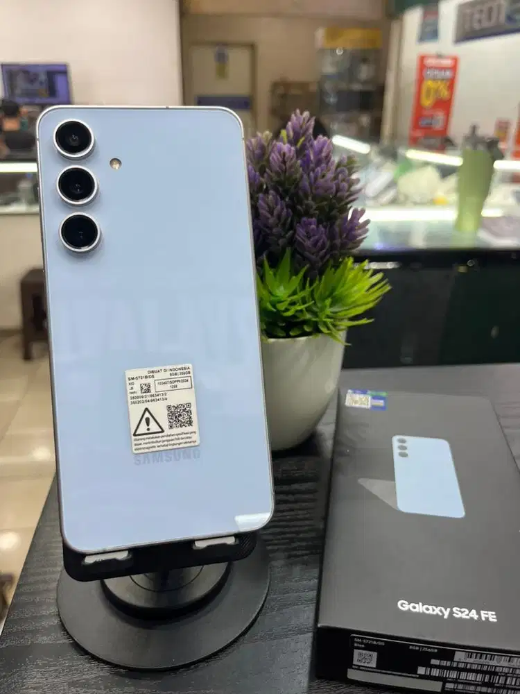 samsung s24 fe 8 256 biru fullset ori bisa tuker tambah
