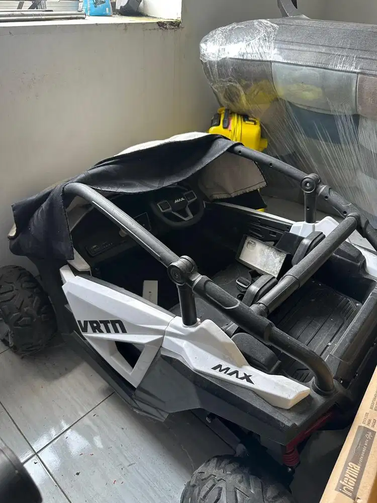 Mobil mainan anak