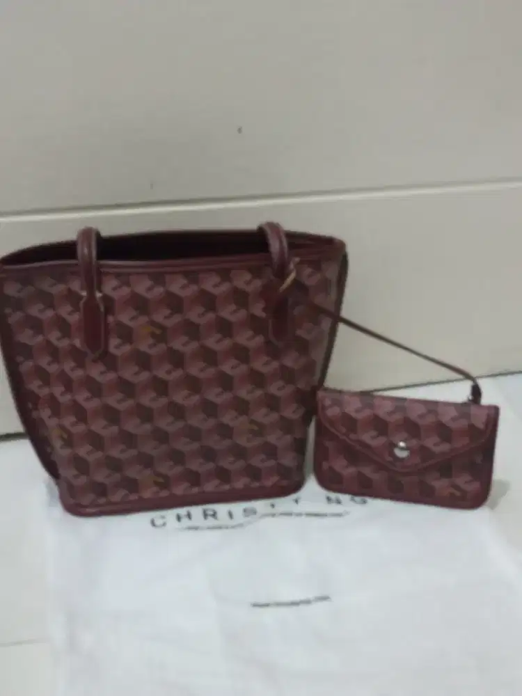 Preloved Tas Cewe CN, kondisi mulus