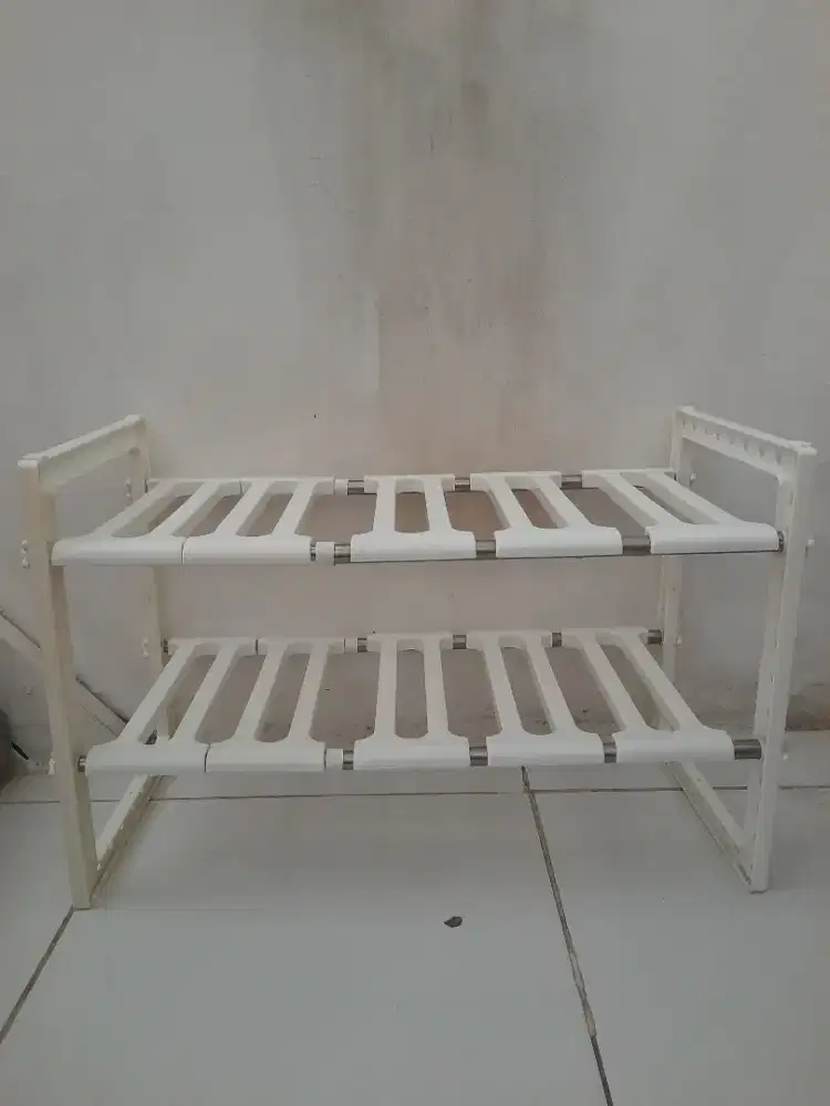 Rak serbaguna warna putih