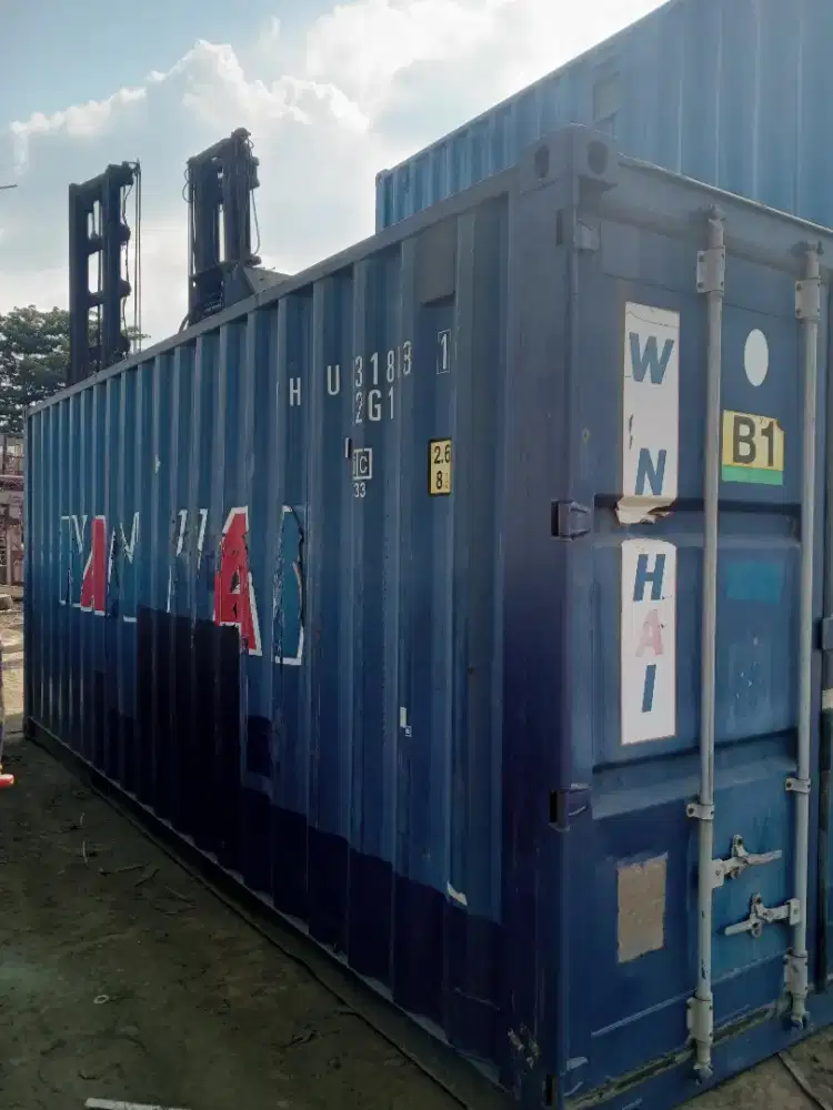 Container 20ft Dry