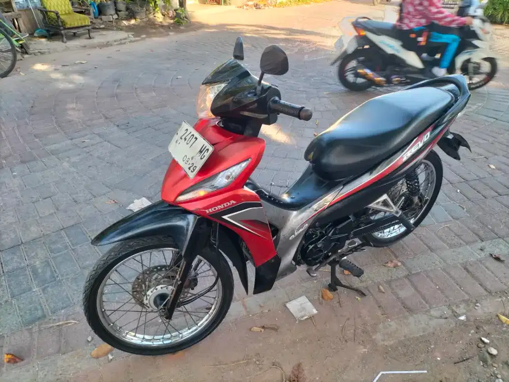 Honda Revo fi naw 2014 tgn 1 ors mesin hls PJK aman DBL statr hdp lkp