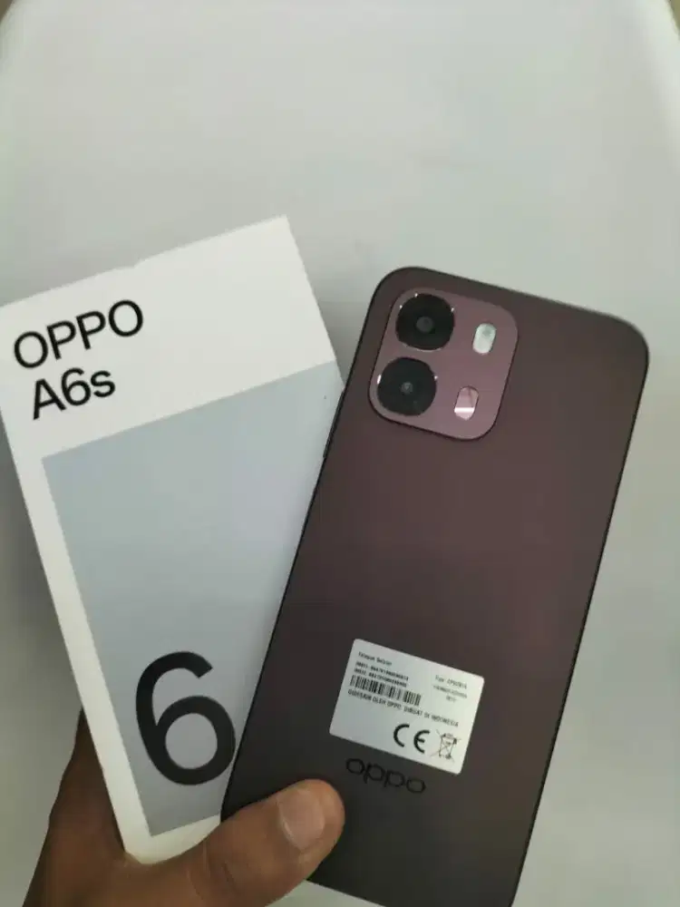 Oppo A6S 8 + 8/128