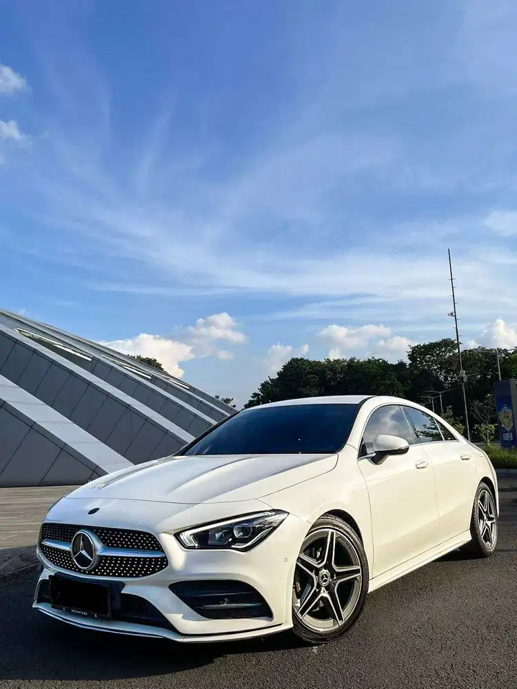 Mercedes Benz CLA 200 AMG Line C118 2022 Putih White 2021 2023 CLA200