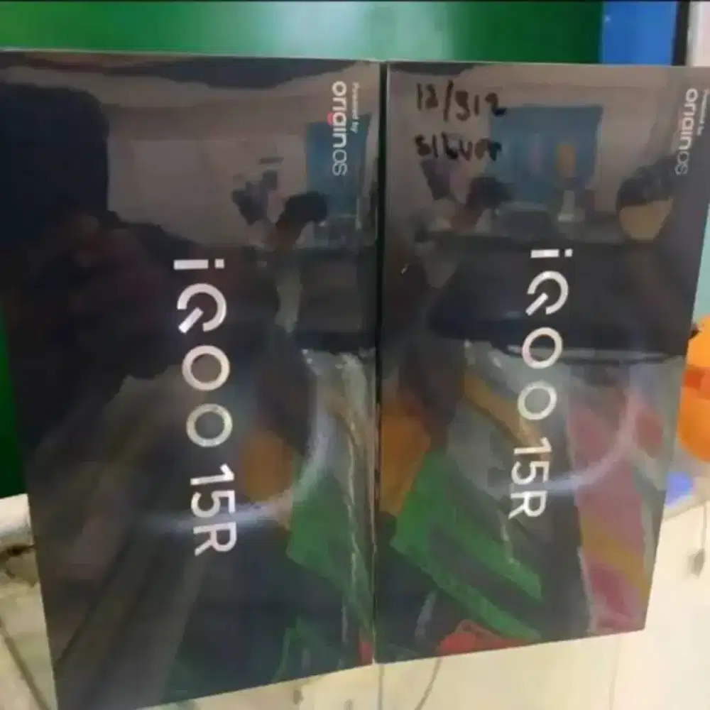 Vivo iqoo 15R 512gb ram 12gb 5G dan8/256 garansi resmi