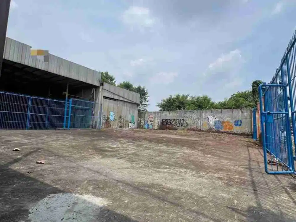 Gudang di Ciangsana Dekat Kota Wisata Cibubur Disewakan