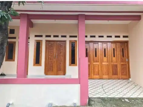 Disewakan rumah keluarga nyaman bersih