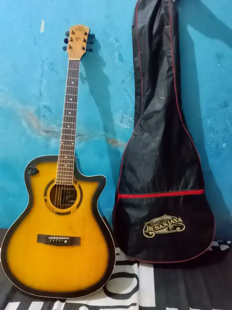 Gitar akustik dream01