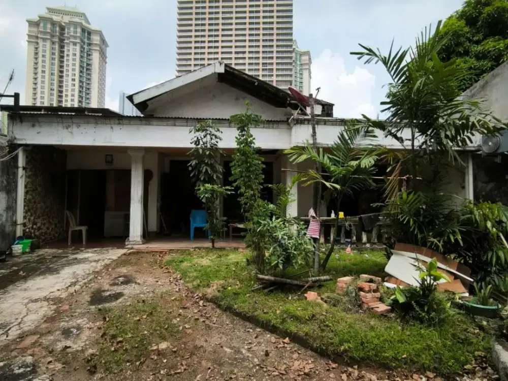 Rumah Tua Hitung Tanah Jl Mutiara dekat Benhil