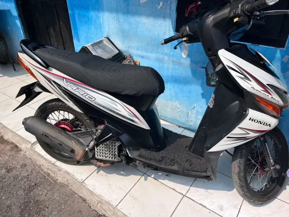 Dijual honda vario 110, warna putih
