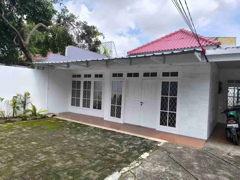 Disewakan Rumah di Menteng, Jakarta Pusat