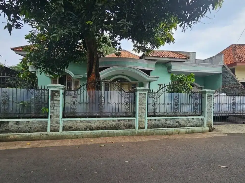 Rumah di Swadarma Ulujami Pesanggrahan, Hanya 8 Menit ke Tol Ciledug