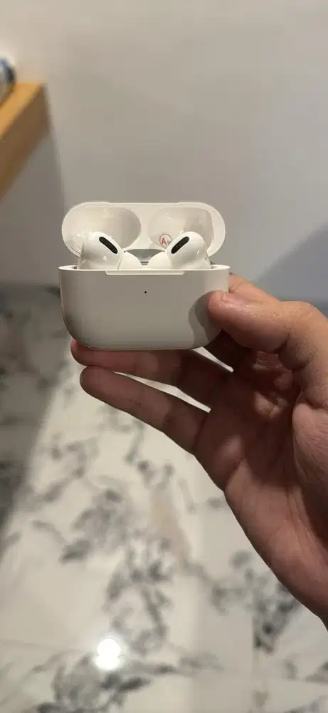 tws model airpods pro
