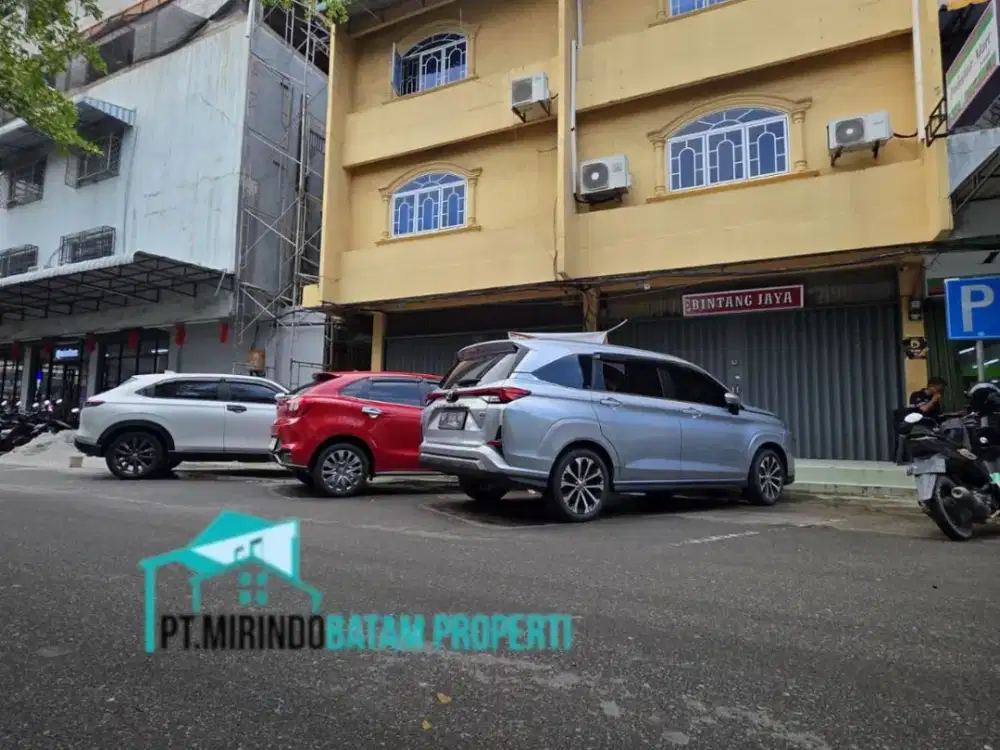 DISEWAKAN  120JUTA/ TAHUN 2UNIT RUKO  LANTAI 1 SAJA NAGOYA BISNIS CENTRE - BATAM