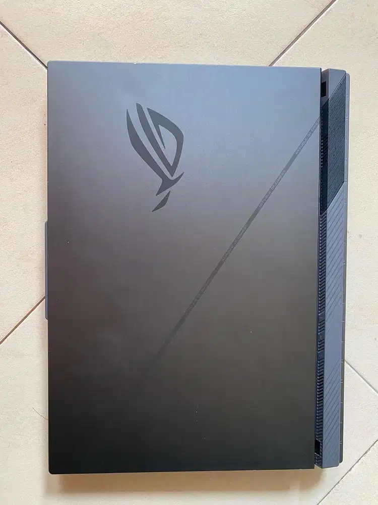 LAPTOP ASUS ROG STRIX G614JU