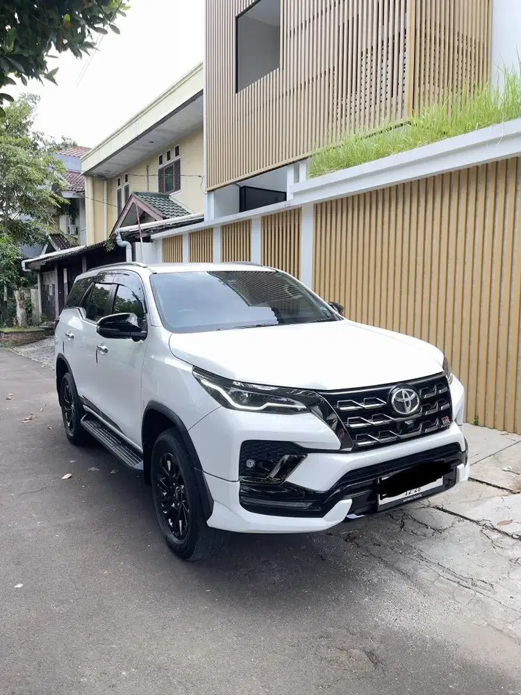 Toyota Fortuner 2023 Diesel