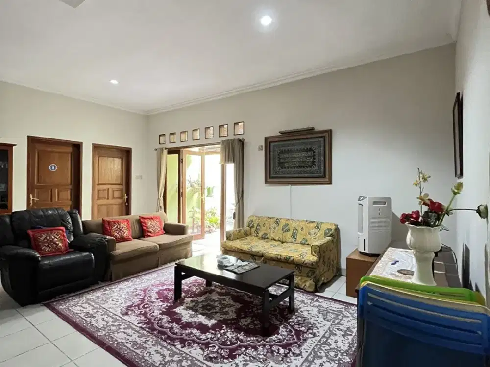 Rumah lokasi nyaman dan tenang di Kebayoran Baru